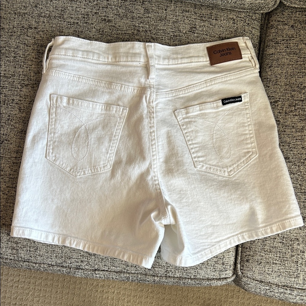 Calvin Klein Jeans White Denim Shorts - Picture 3 of 5